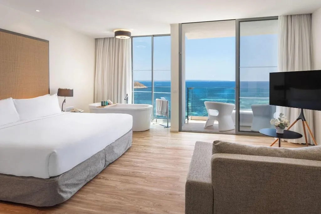 SUITE GARDEN VIEW Room, Melia South Beach, Majorca