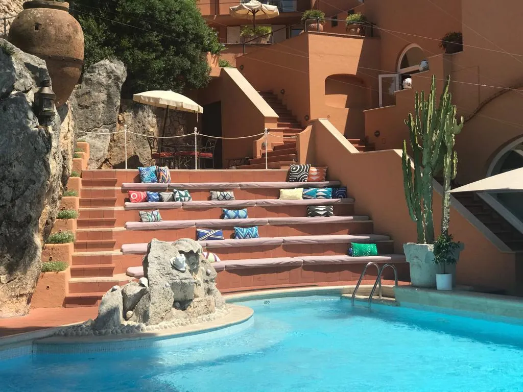 Pool, Punta Tragara, Naples