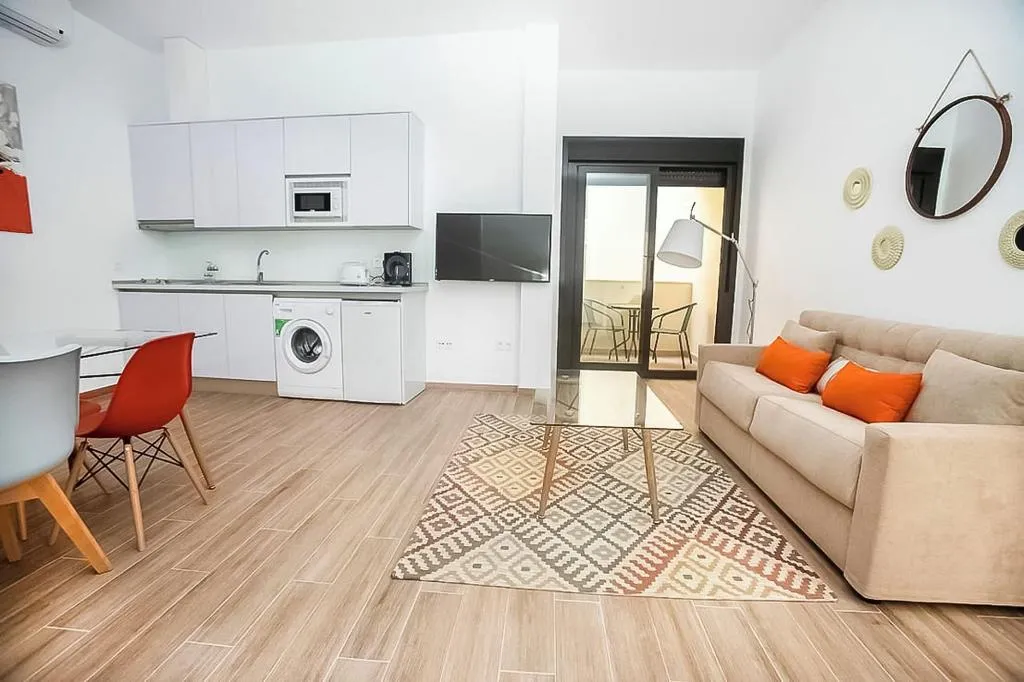 Room, Feelathome Ma Rtires Apartments, Costa Del Sol