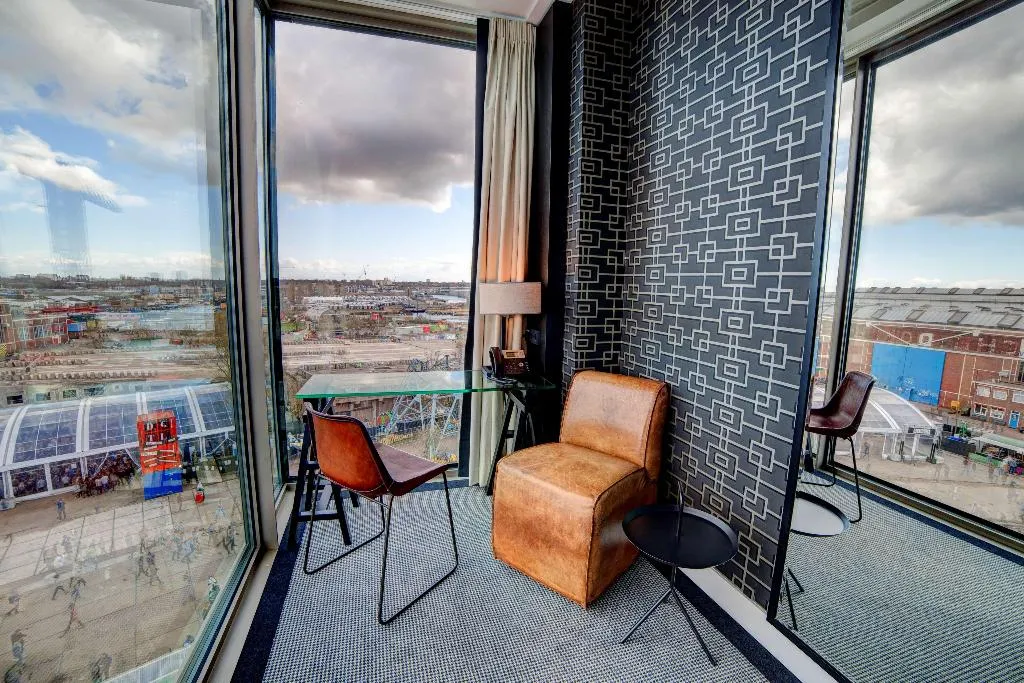 TWIN GUEST ROOM Room, DoubleTree by Hilton NDSM Wharf, Amsterdam