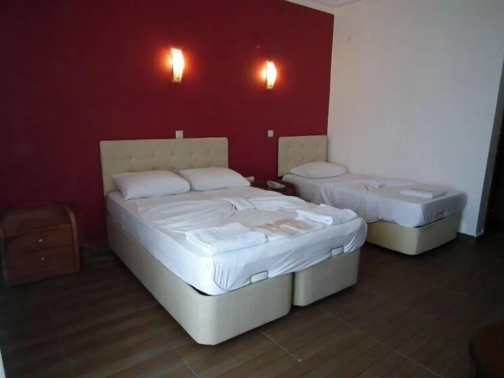 Room TWO BEDS Room, Lambada Otel Altinoluk, Izmir