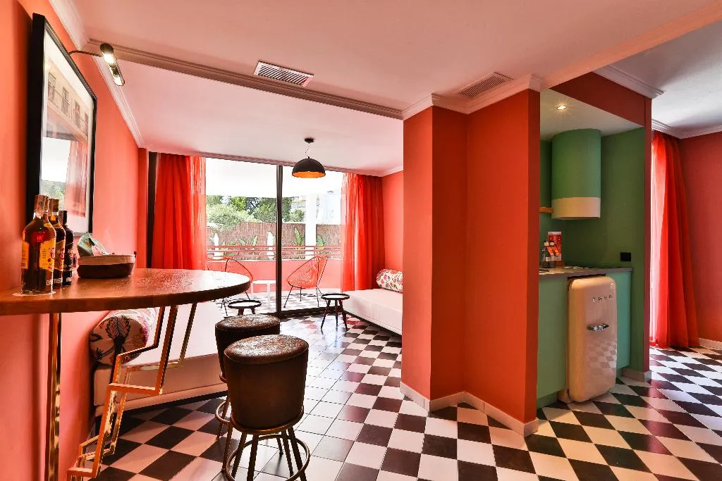SUITE CAPACITY 4 Room, Cubanito Ibiza, Ibiza