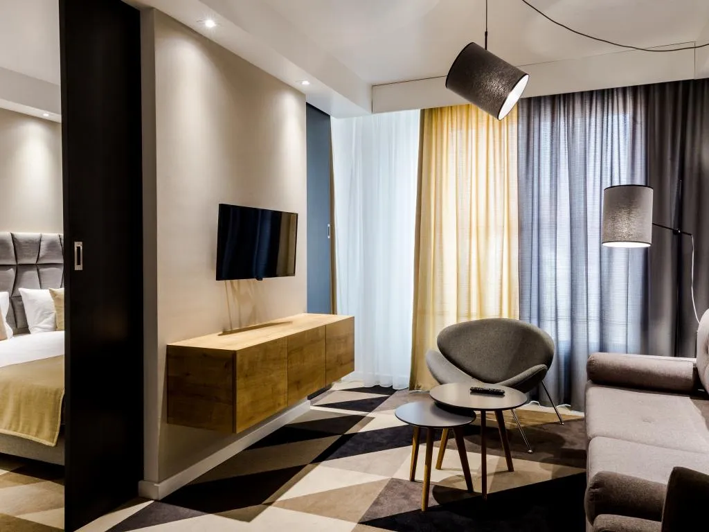 Room, Lwowska1, Krakow