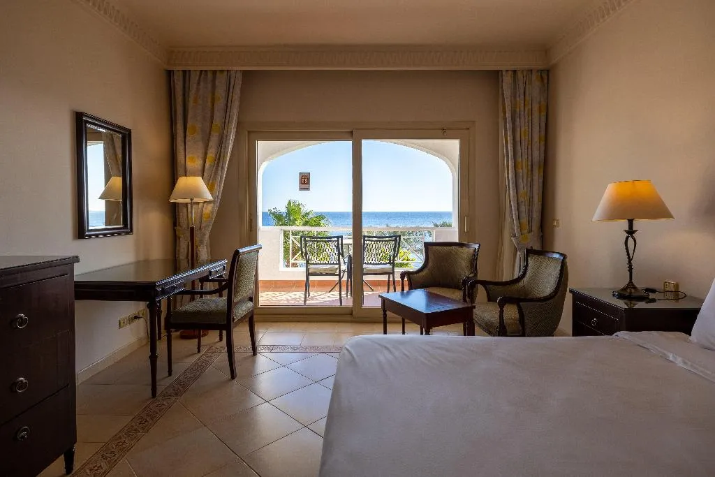DOUBLE SEA VIEW KING BED Room, Continental Plaza Beach, Red Sea Riviera