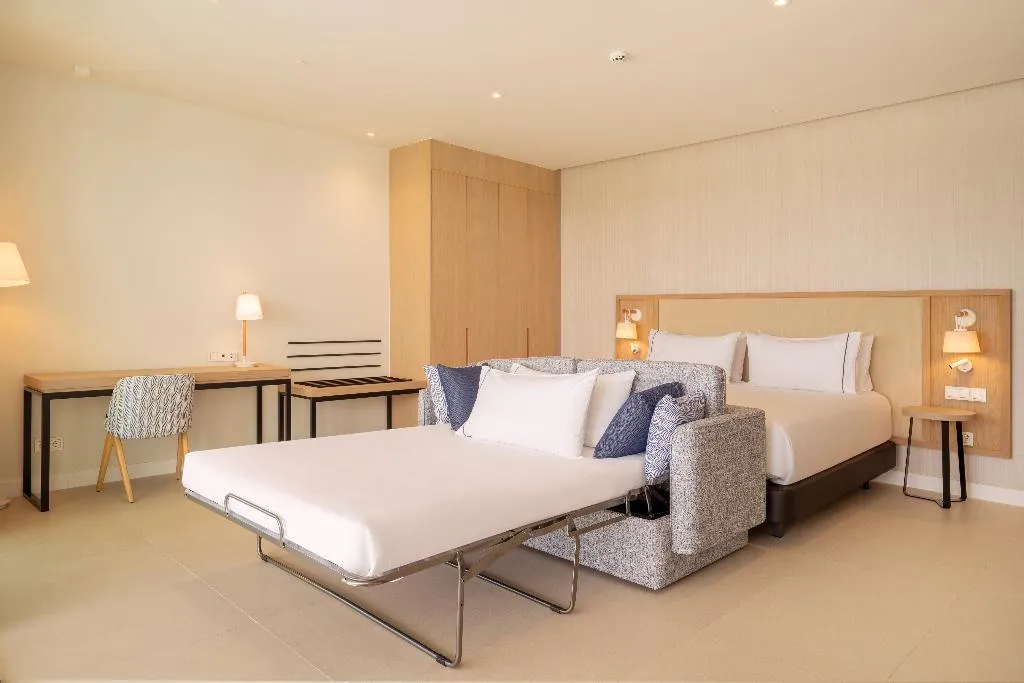 JUNIOR SUITE WITH TERRACE Room, Eurostars Ocean Marbella, Costa Del Sol