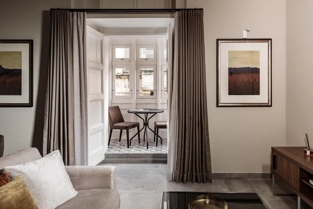 SUITE DELUXE QUEEN BED Room, Palazzo Jean Parisot Boutique Suites, Malta