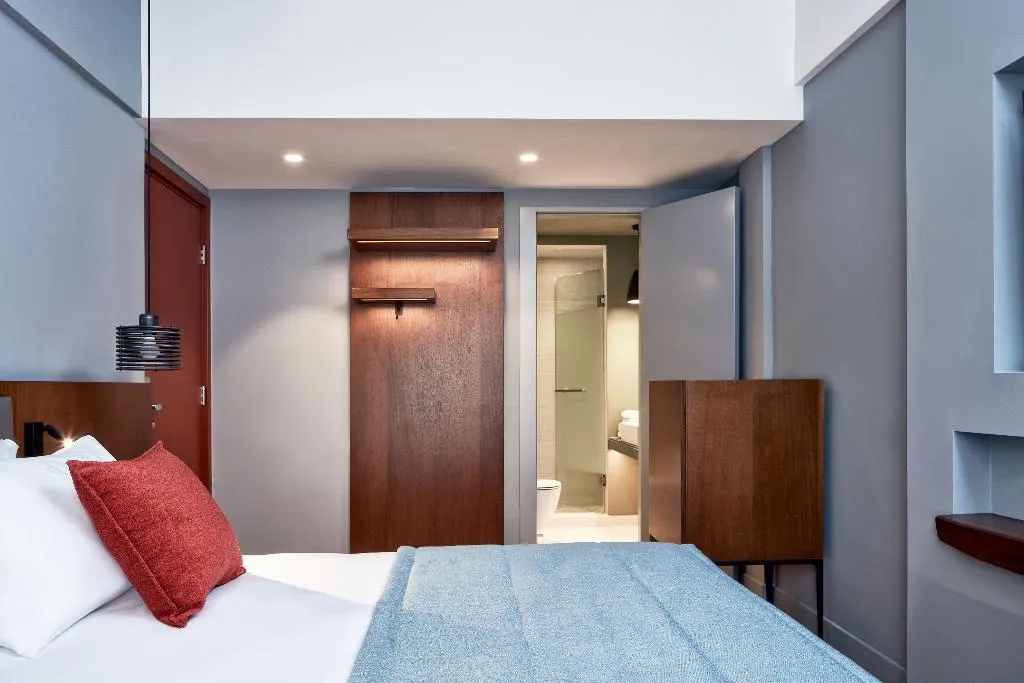 TRIPLE STANDARD Room, Achilleas Hotel, Athens