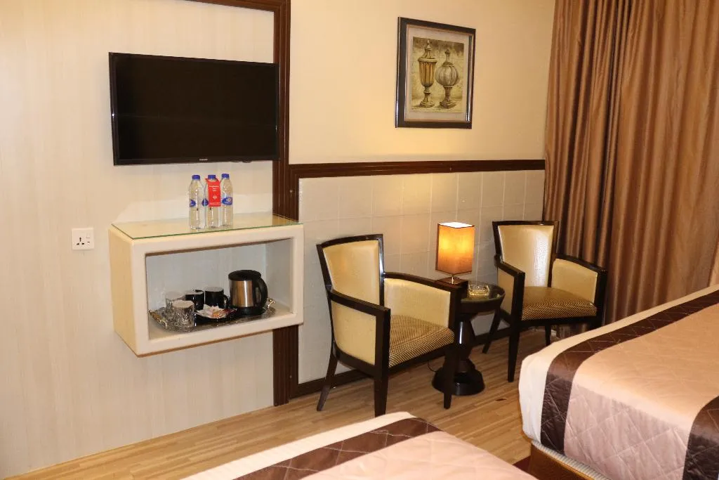 FAMILY ROOM DELUXE WITH BALCONY Room, Al Khaleej Grand, Dubai