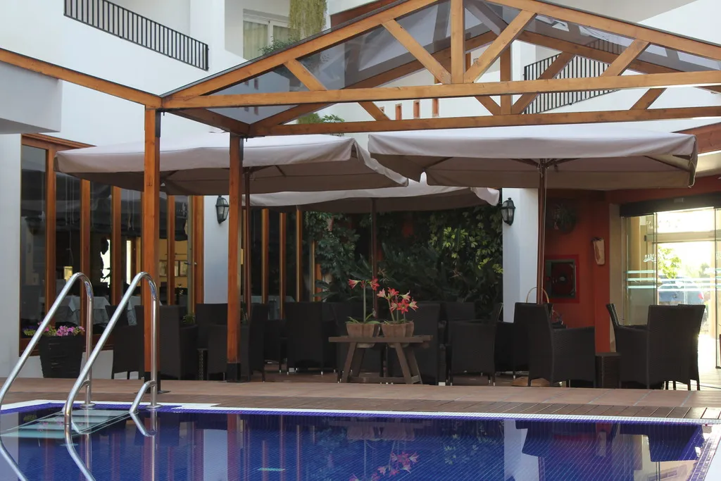 Pool, Puertomar, Valencia
