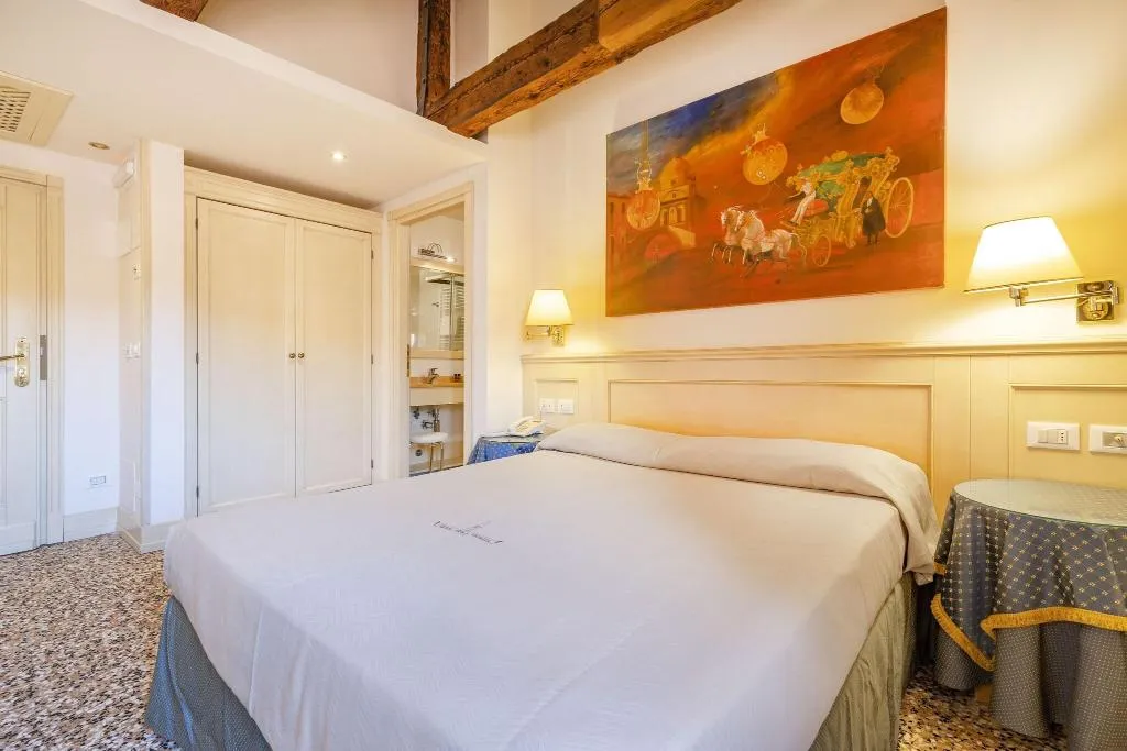 Room, Bella Venezia, Venice