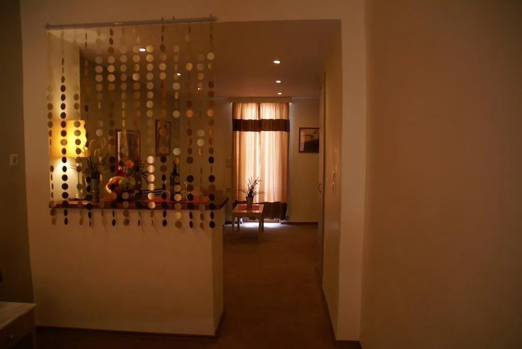 Room, Yria, Zante