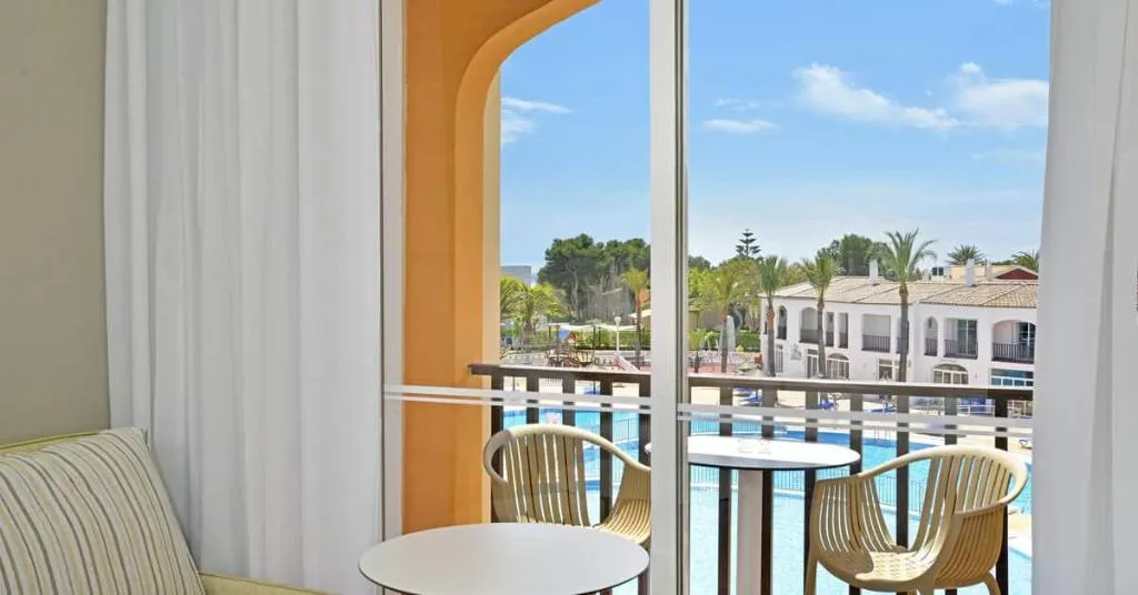 DOUBLE POOL VIEW Room, Sol Falco Menorca, Menorca