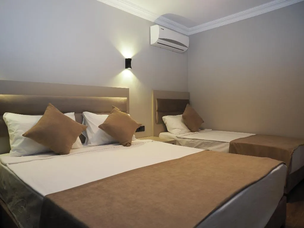 TRIPLE CLASSIC Room, Zenia Otel, Antalya