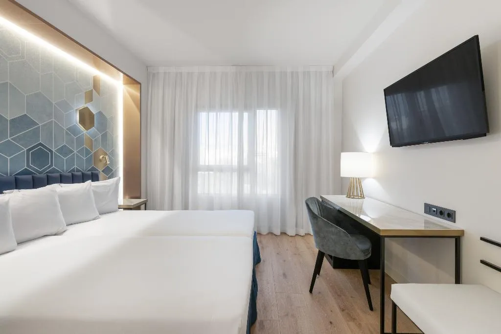 Room, Eurostars Gran Madrid, Madrid