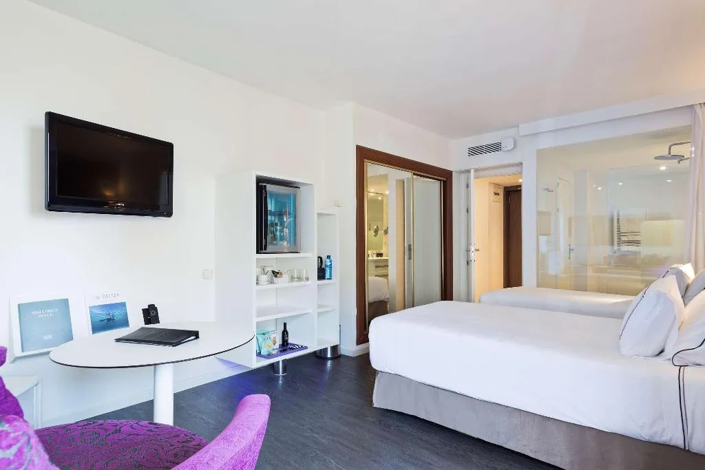DOUBLE PREMIUM Room, Melia Palma Marina, Majorca