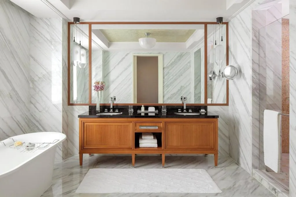 Room, Four Seasons Resort Dubai at Jumeirah Beach, Dubai