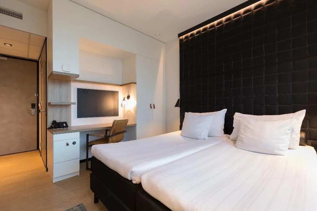 TWIN COMFORT Room, Leonardo Hotel Groningen Stadspark, Amsterdam