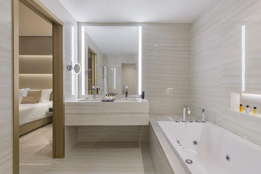 SUITE DELUXE Room, Amarande Hotel, Cyprus