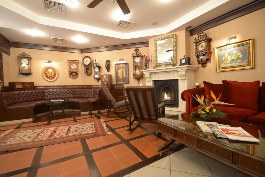 Lobby, Karaca, Izmir