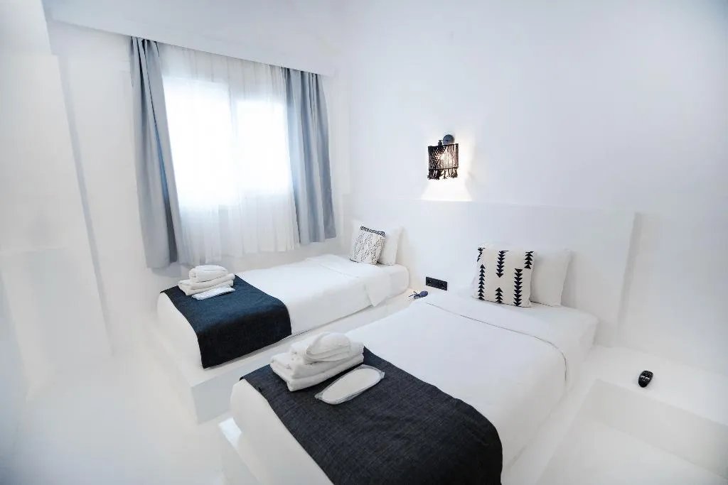 QUADRUPLE SUPERIOR Room, Camlik 87 Hotel Ayvalik, Izmir