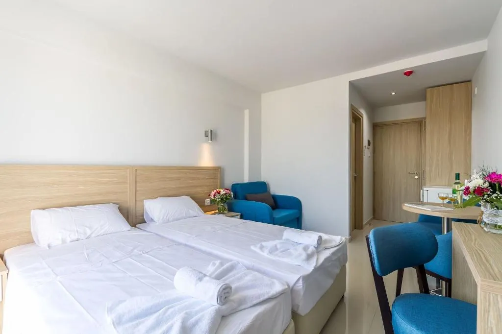 Room, Paul Marie, Cyprus
