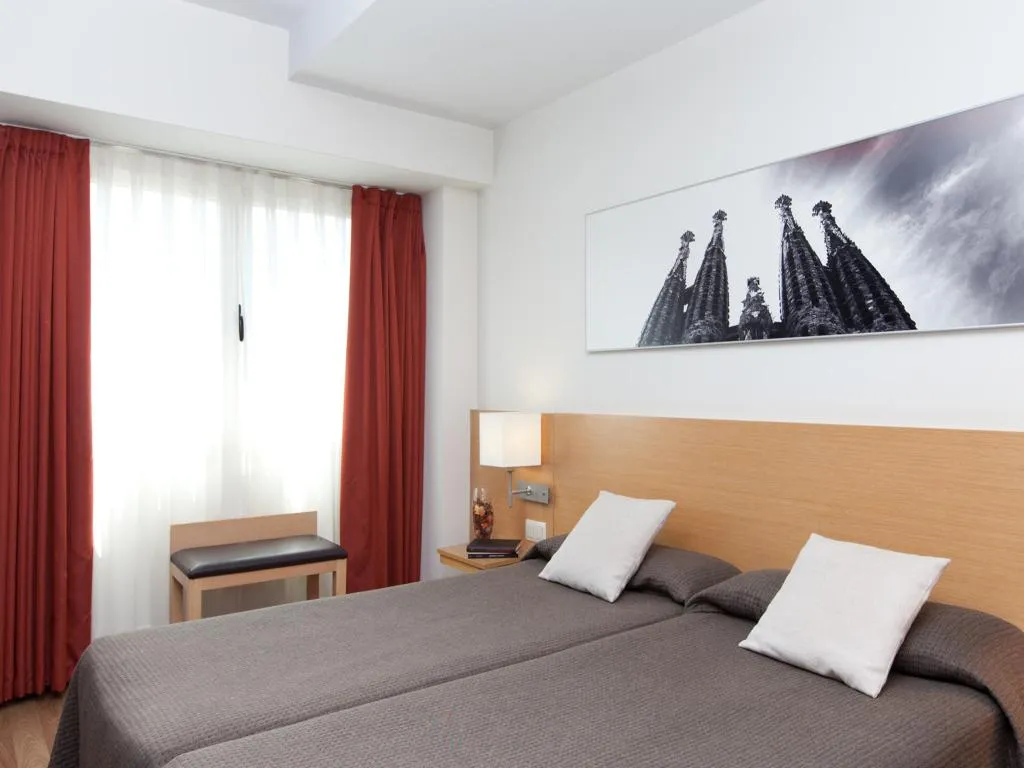 DOUBLE SUPERIOR Room, Sagrada Familia, Barcelona