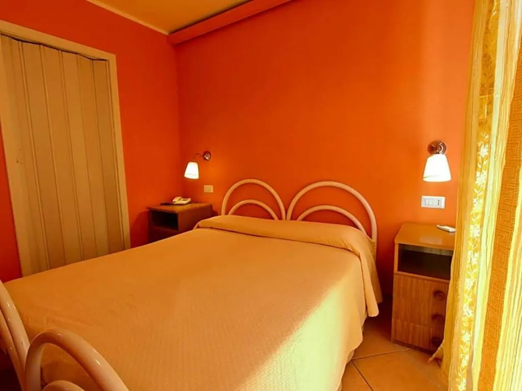 Room, Inn Piero, Taormina