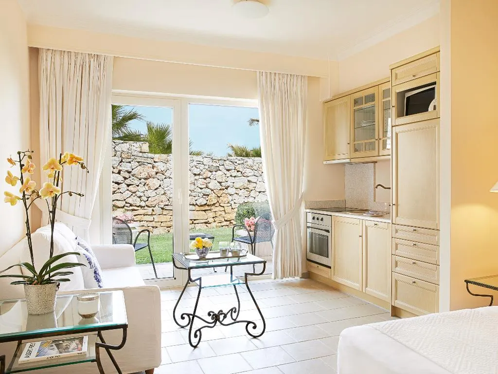 APARTMENT GARDEN VIEW Room, Grecotel Marine Palace & Aqua Park, Crete