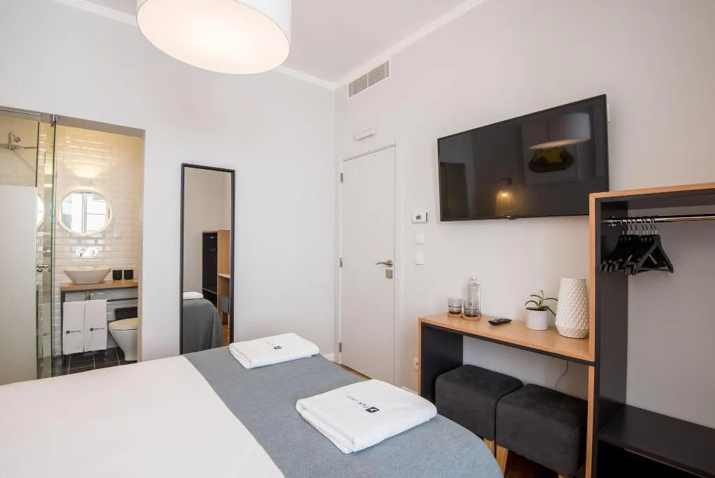 DOUBLE INNER-QUEEN SIZE -VUODE Room, Urbano Flh Hotels Lisboa, Lisbon
