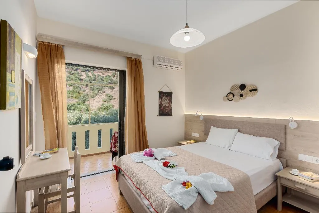 APARTMENT SEA VIEW TWO BEDROOMS Room, Sunrise Hotel & Apartments, Crete