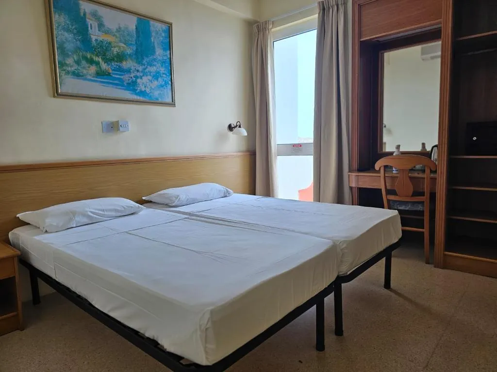 Double or Twin SEA VIEW Room, Ambassador Hotel, Malta