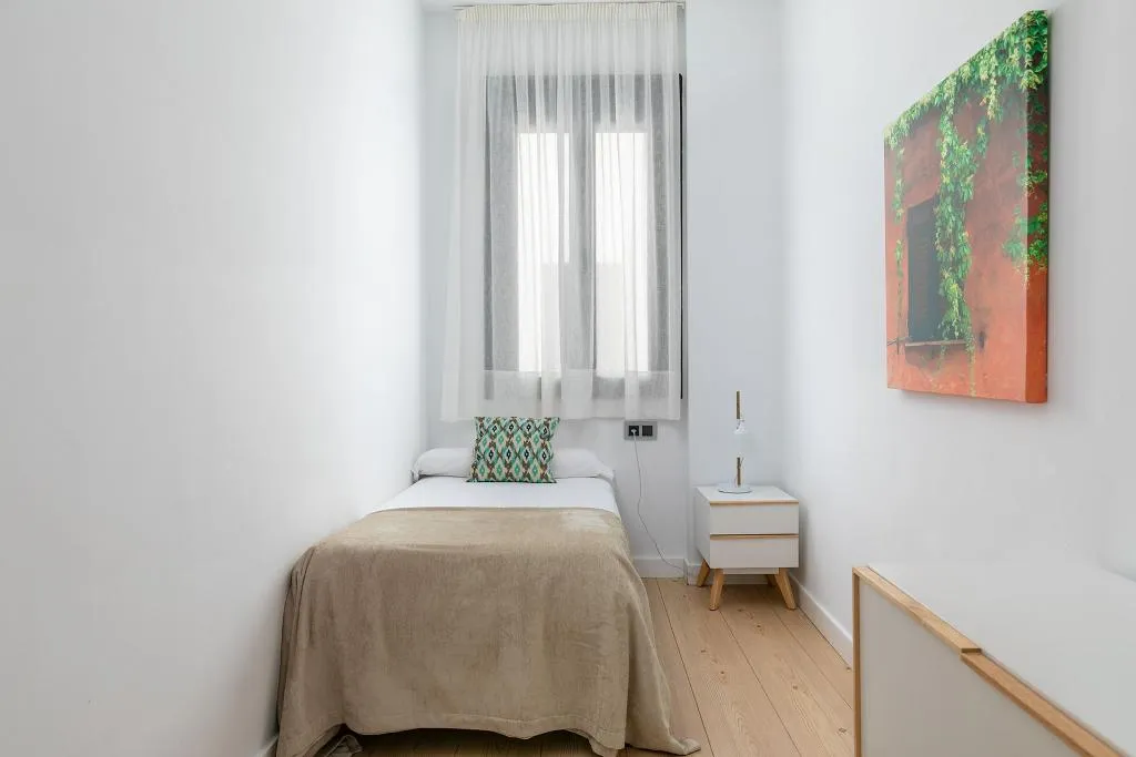 APARTMENT DUPLEX Room, Holiday Rentals Tempa Museo, Seville