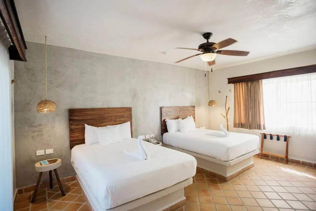 Room PARTIAL OCEAN VIEW TWO DOUBLE BEDS Room, Petit Lafitte, Playa Del Carmen