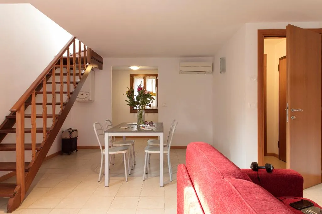 APARTMENT CAPACITY 2 ONE BEDROOM Room, Appartamenti Commercio & Pellegrino, Venice