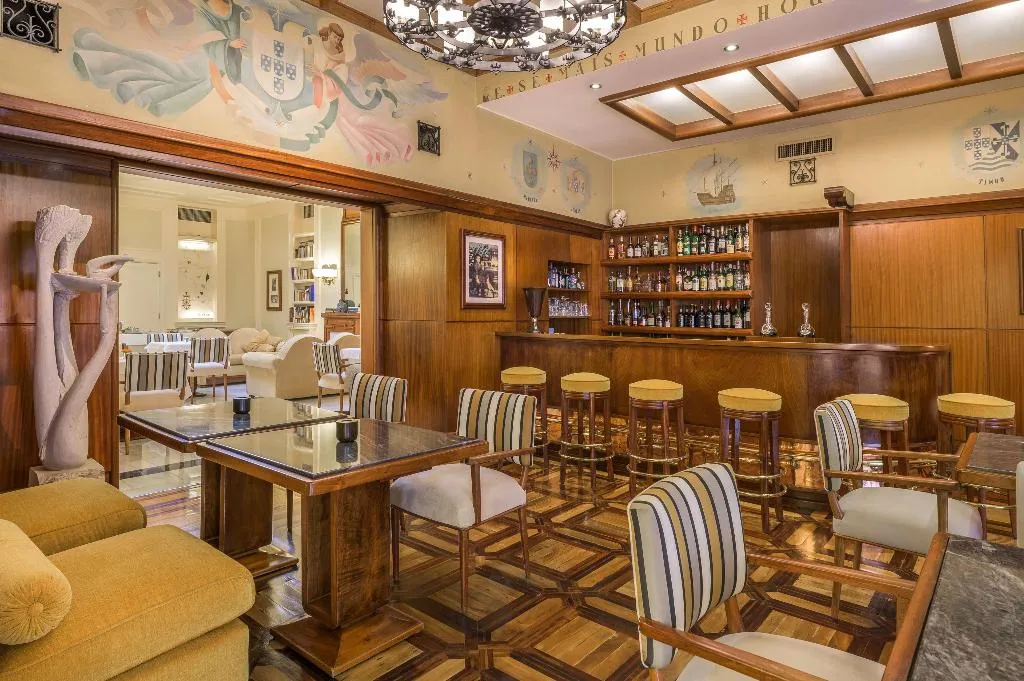 Bar, Hotel Britania Art Deco, Lisbon
