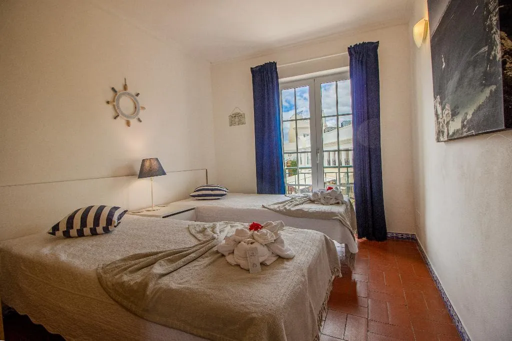 APARTMENT THREE BEDROOMS Room, Old Village & Prestige, Algarve