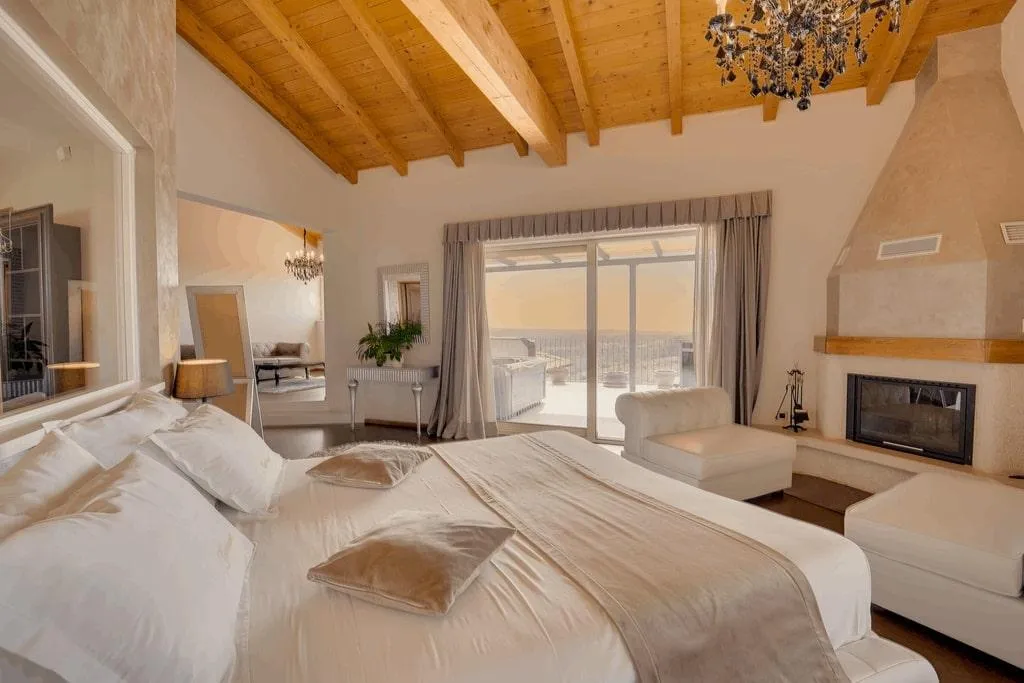 SUITE DELUXE Room, Boutique Hotel Wine Residence Cattunar, Istria