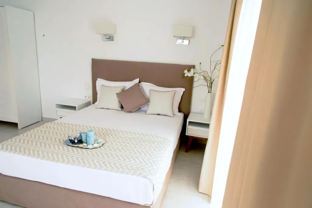 JUNIOR SUITE POOL VIEW Room, Stavros Beach Hotel Resort, Thessaloniki