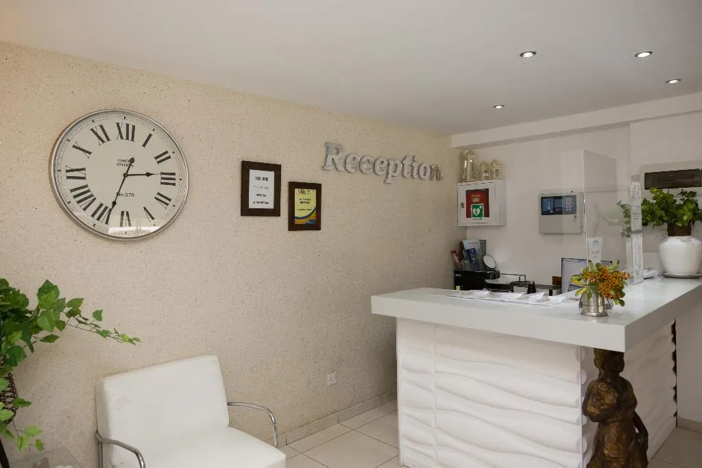 Lobby, Alecos Hotel Apts, Cyprus