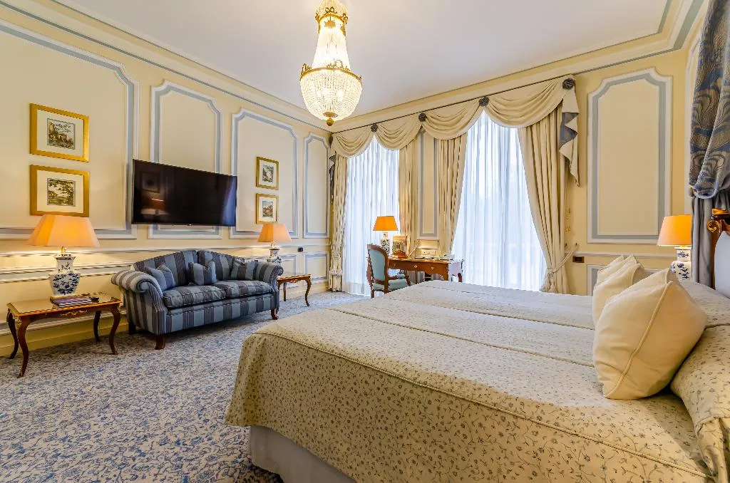 Double or Twin DELUXE Room, Olissippo Lapa Palace, Lisbon