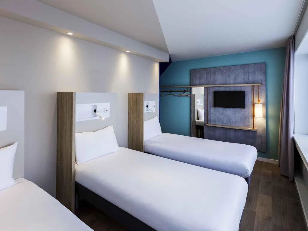 TRIPLE STANDARD Room, Ibis Budget Amsterdam City South, Amsterdam