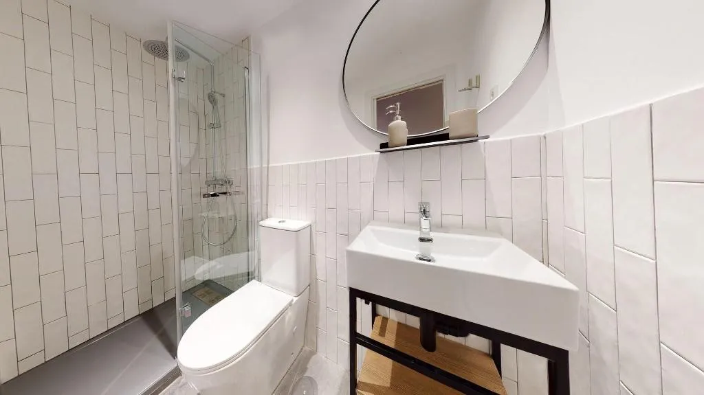 Room, Ola Living Hostal Tetuan, Madrid