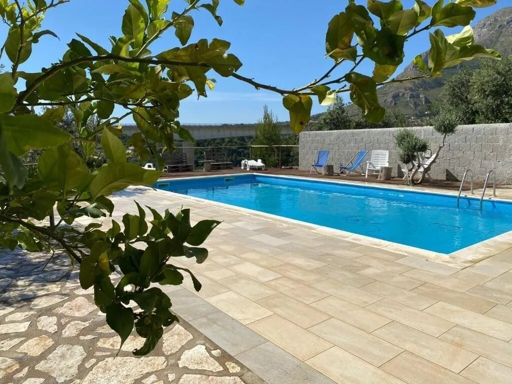 Sports and Entertainment, B&B Pelagos, Palermo