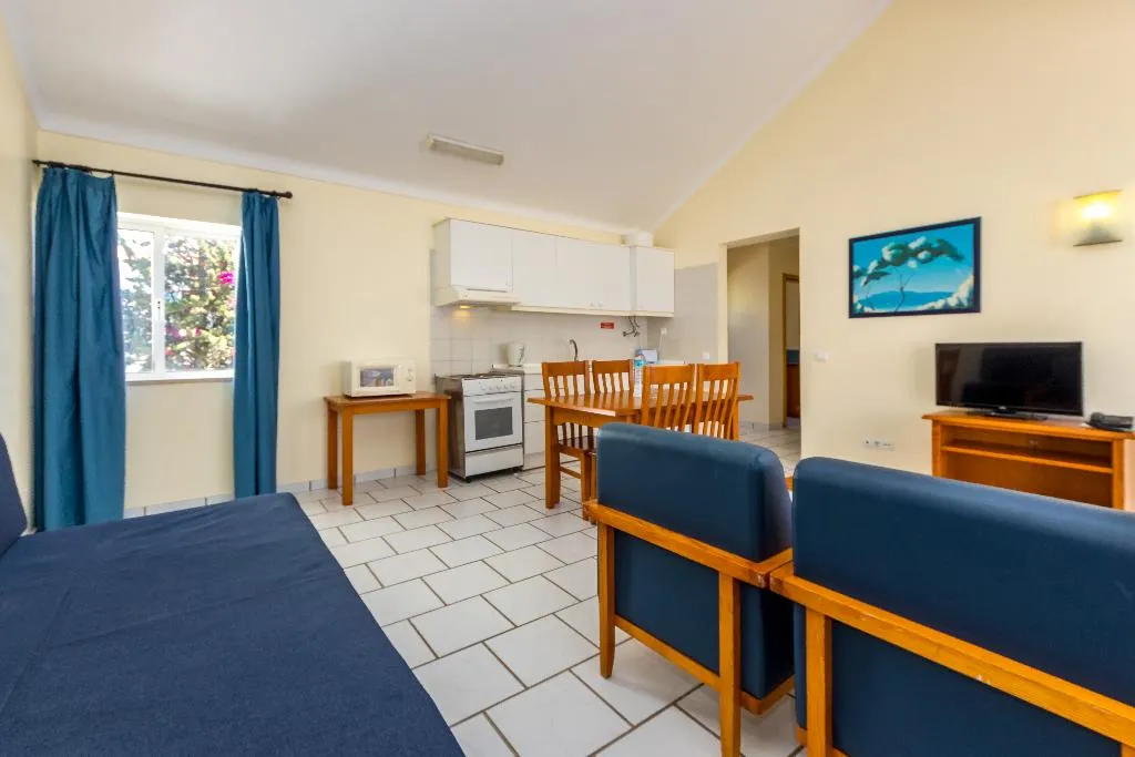 APARTMENT ONE BEDROOM Room, Ouratlantico, Algarve