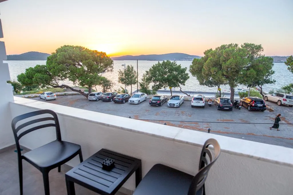 Room HONEYMOON Room, Camlik 87 Hotel Ayvalik, Izmir