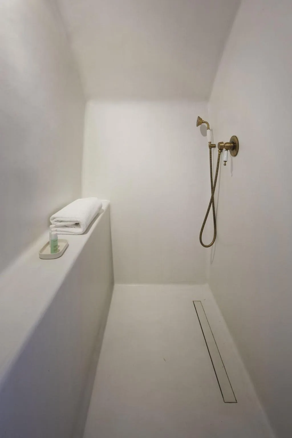 Room, Winery Hotel 1870, Santorini
