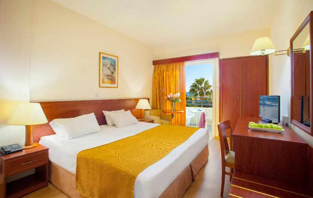 SINGLE STANDARD Room, Kapetanios Limassol, Cyprus