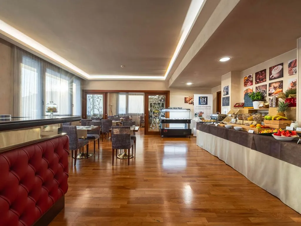 Restaurant, iH Hotels Padova Admiral, Venice