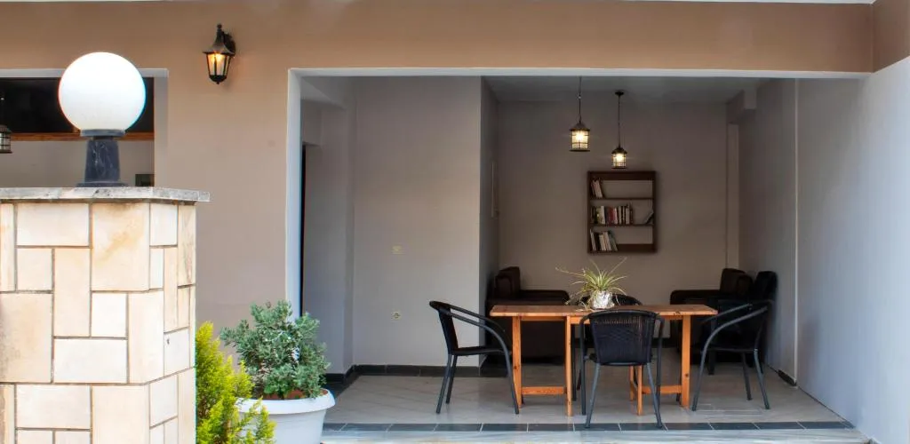 Lobby, Vaso Alykanas Studios, Zante