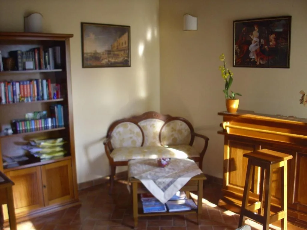 Lobby, B&B Chiara e Benedetta (La villa degli Ulivi), Perugia